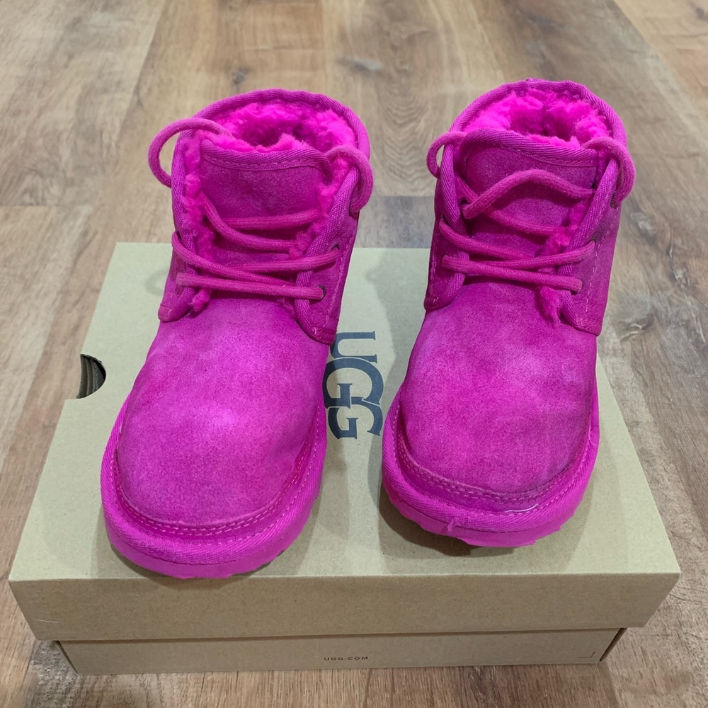 UGG Neumel Boots
